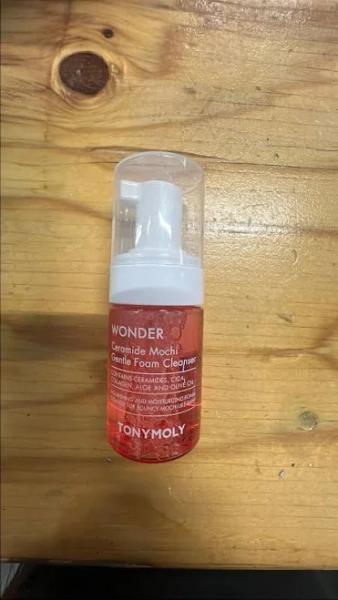 Tony Moly 1.05 Oz Wonder Ceramide Mochi Gentle Foam CLEANSER1