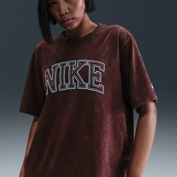 Nike Women's Sportswear Classics Loose T-Shirt