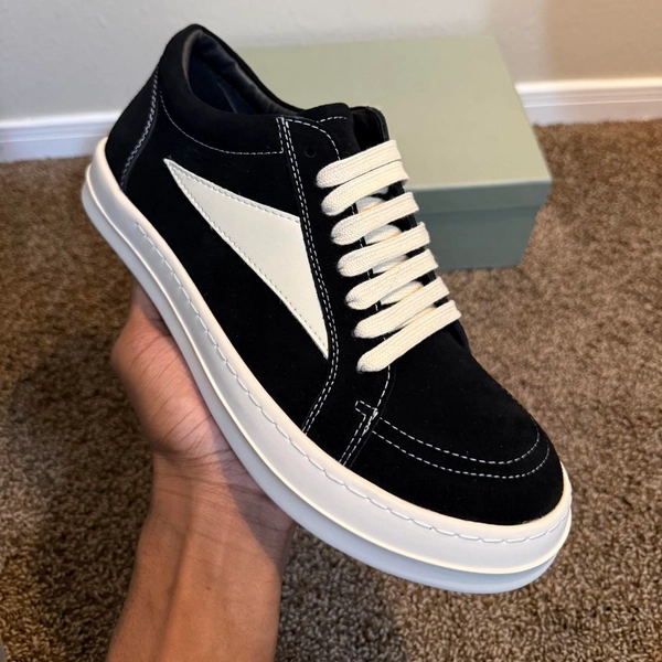 black rick owens vans
size 13 (47) 
brand new
free...