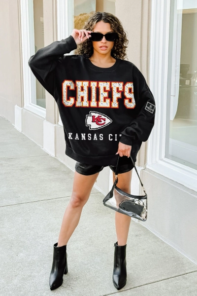 KANSAS CITY CHIEFS LEVEL UP BLACK LABEL PREMIUM FLEECE CREW SWEATSHIRT | XXL / BLACK | Gameday Couture - SOHO