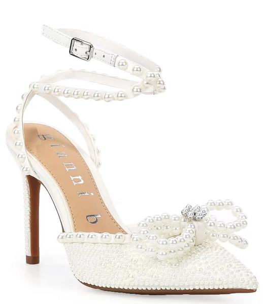 Gianni Bini Taylinn Three Double Pearl Bow Dress Pumps