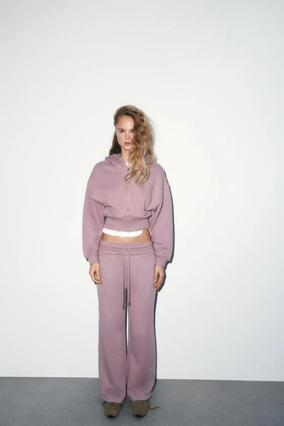 CROPPED HOODIE SWEATSHIRT