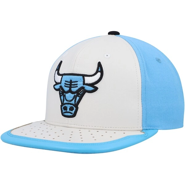 Chicago Bulls Mitchell & Ness Day One Snapback Hat - White/Light Blue