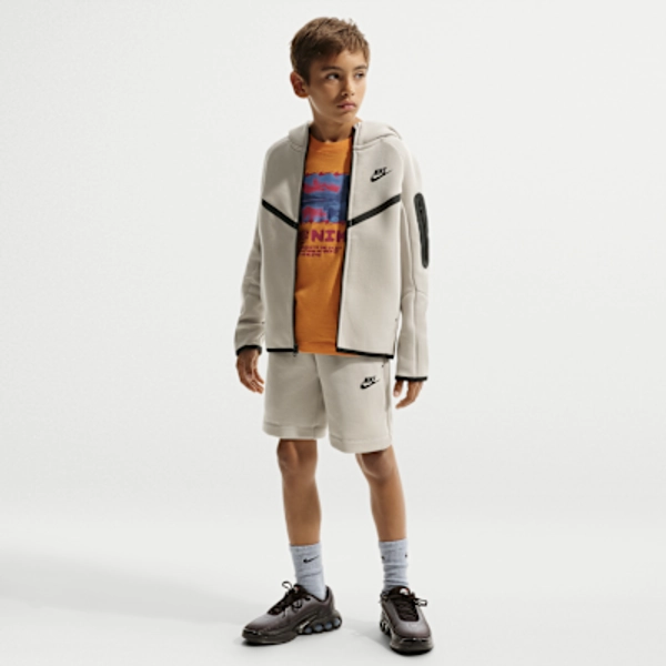 Nike Sportswear Tech Fleece Big Kids' (Boys') Shorts