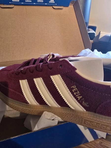 Adidas Handball Spezial Trainers Maroon Cream White Gold Metallic