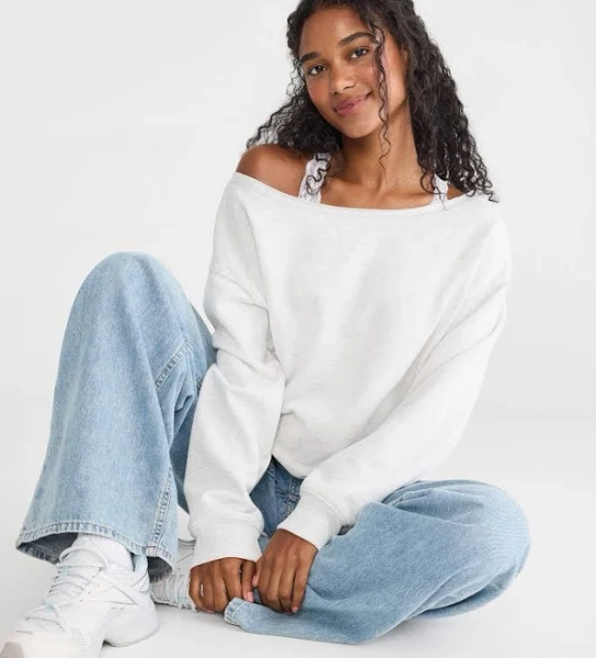 Aeropostale Women's Cloud Soft Oversized Sweatshirt