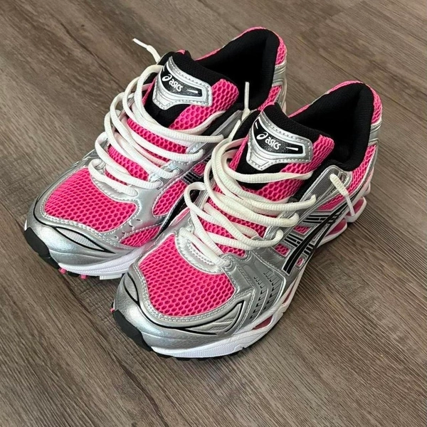 ASICS Gel Kayano 25 pink and silver running shoes...