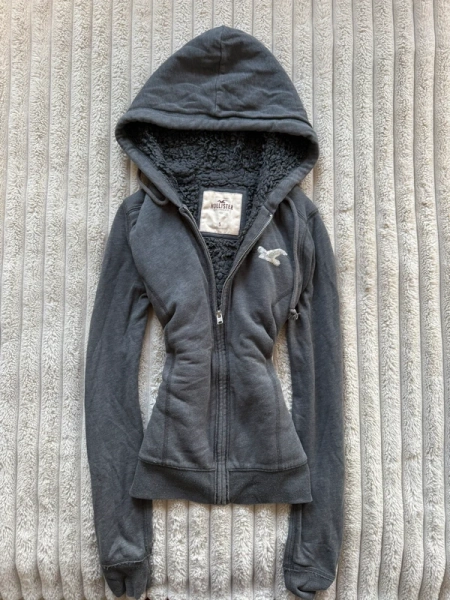 vintage hollister warm zip up hoodie