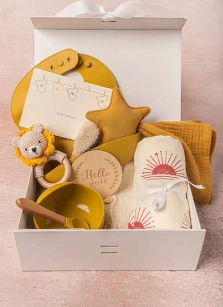 Luxury Baby Gift Baskets – Elegant Newborn Gifts Online Yellow / Gift Box