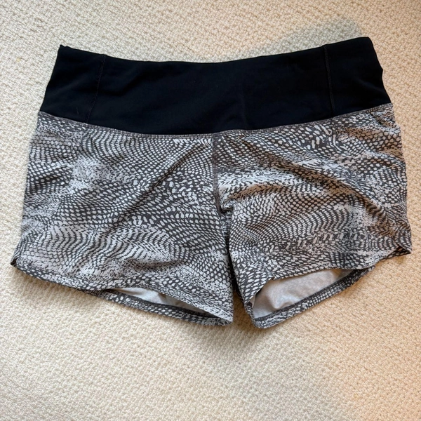 Lululemon women's short, grey patterned, size 4...