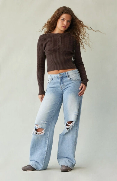 Casey Low Rise Baggy Jeans Ripped Knees Medium Indigo