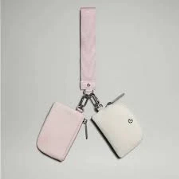 Lululemon Dual Wallet