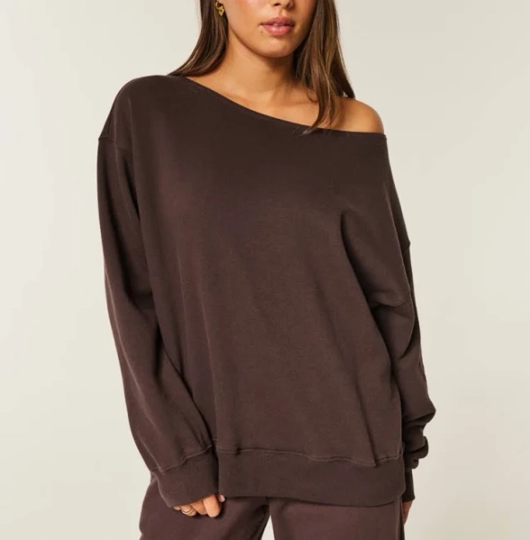 Hollister Women's Oversized Off-The-Shoulder Sweatshirt