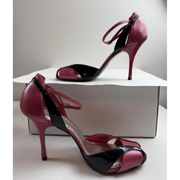 BCBGirls Y2K Iggy Pink Black Patent D'Orsay Pump Heel Size 8.5B Bratz Aesthetic