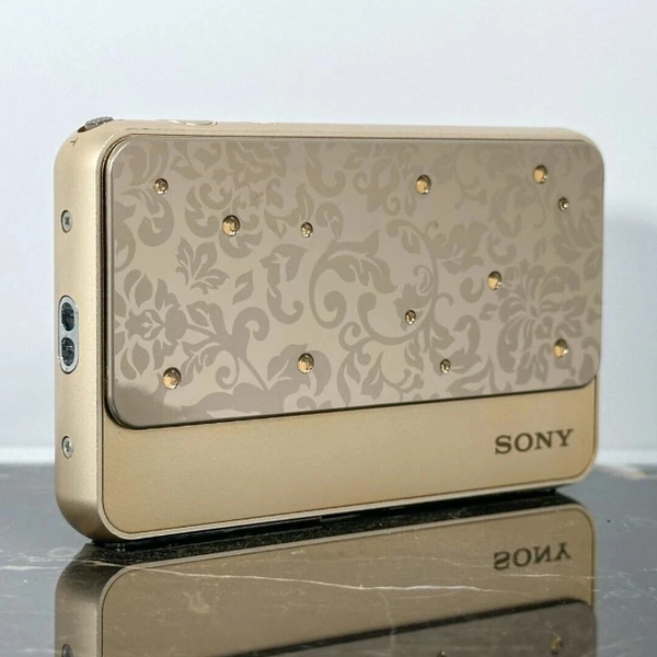 SONY Cyber Shot DSC-T99D 14.1MP CCD Vintage Digital Camera Gold/Green English