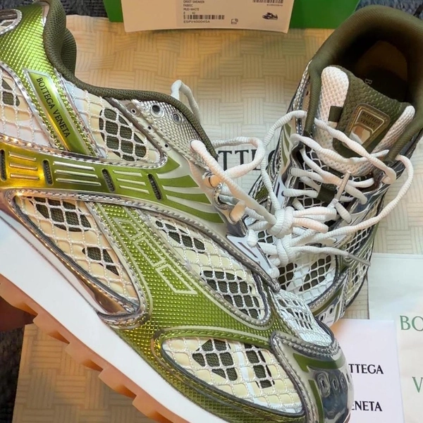 Bottega Veneta Green And White (Mud-White) Orbit...