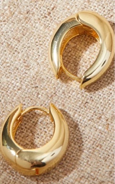 18K Gold Hinge Oval Hoop