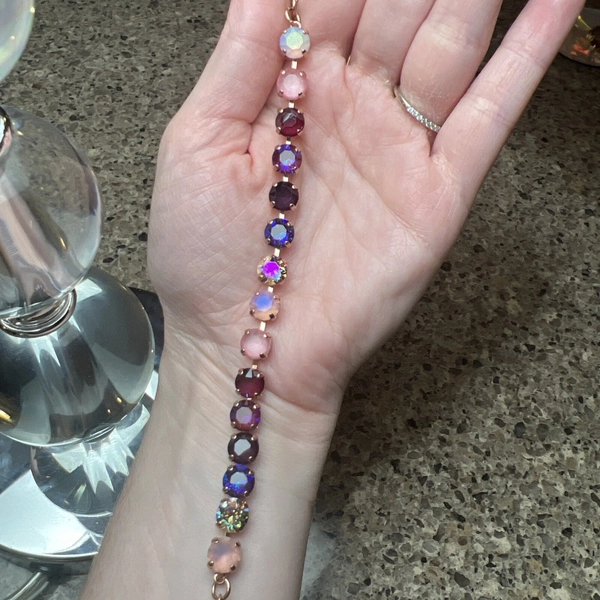 Swarovski Austrian Crystal Bracelet. The Sparkled Shell. Rose gold. Size Average