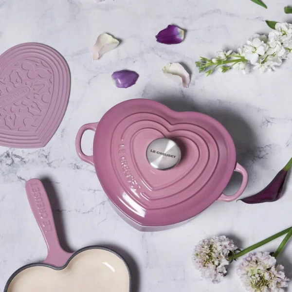 Traditional Heart Cocotte