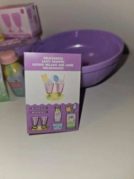 Miniverse Mini Food Spring Milkshakes