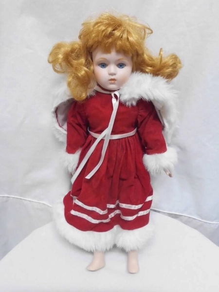Heritage Mint vintage Jennifer Christmas Porcelain doll 16" 1989