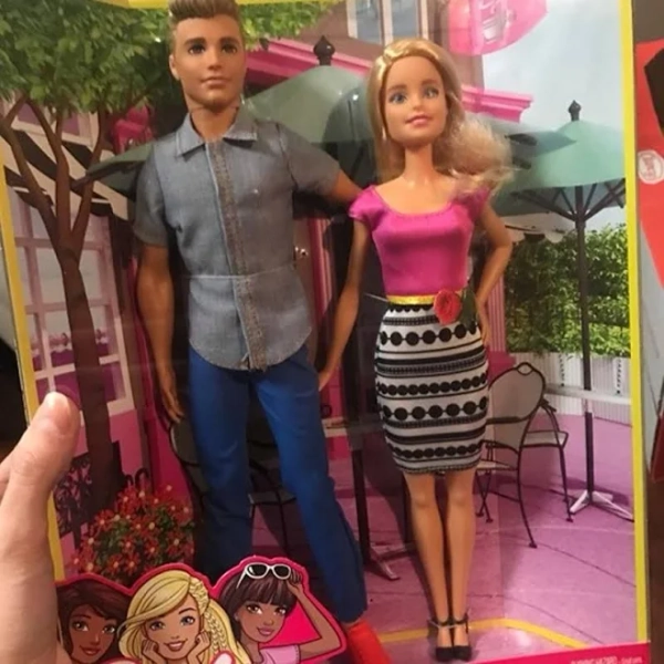 Barbie & Ken Doll Set 2-Pack