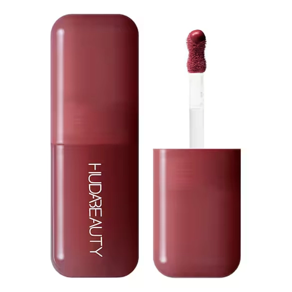 Blush Filter di HUDA BEAUTY colorazione “Black Cherry”