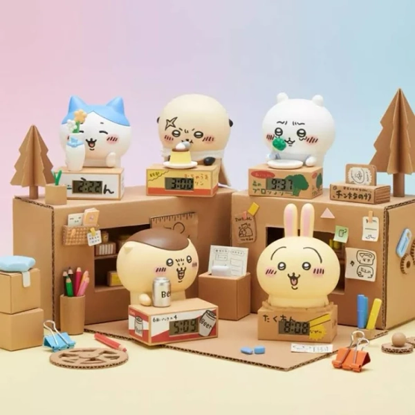 Chiikawa Let's Do Our Best Together! Cardboard Watch 3- Blind Box
