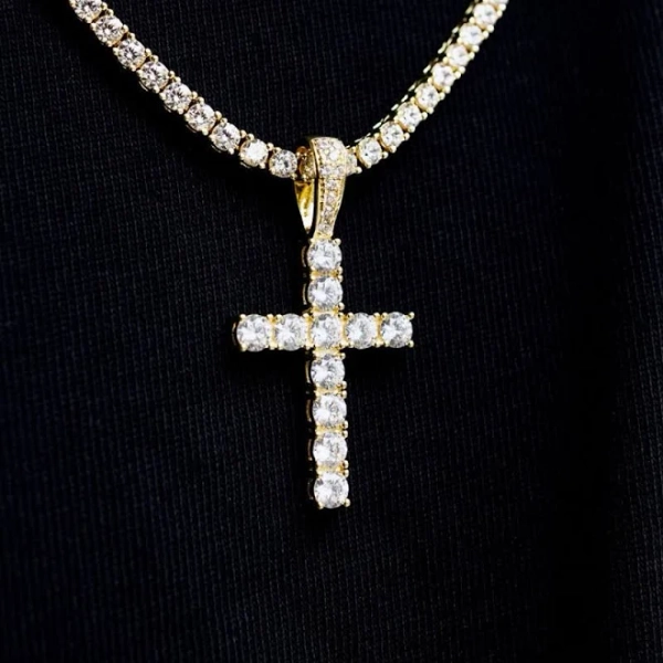 GLD 18k Diamond Cross Pendant