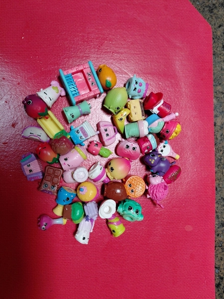 44 Piece Shopkins Figures Lot Mixed Seasons Moose Toys Vinyl Toys