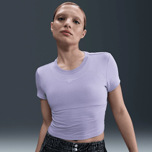 Nike Sportswear Chill Knit Women's Cropped T-Shirt