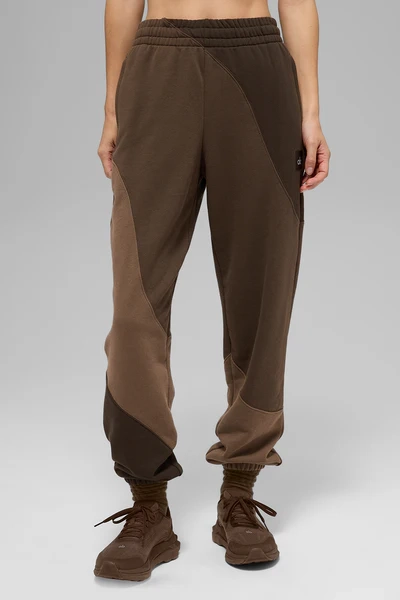 Alo Make Waves Sweatpant- LimeStone