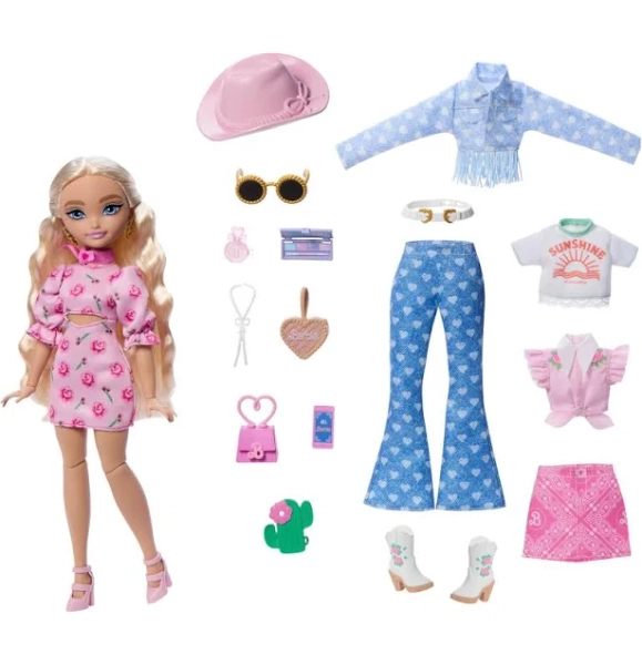 Barbie Dream Besties Festival Looks Malibu Doll