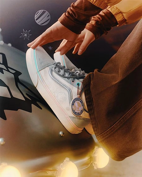 VANS x SPACE MOLLY Old Skool Shoe in Space Molly Reflective Marshmallow White / Grey | Vans