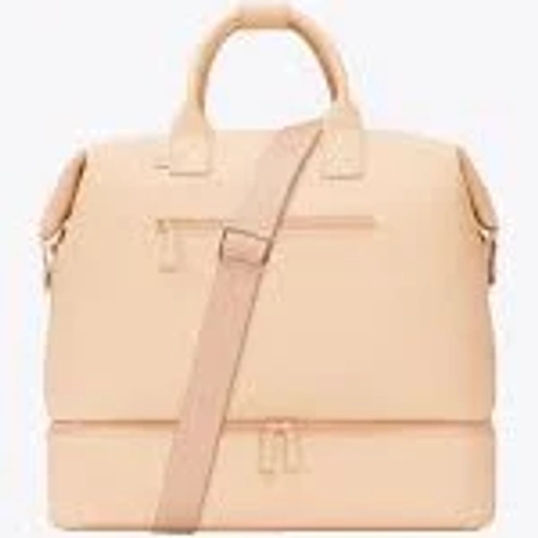 Béis The Premium Weekender Bag