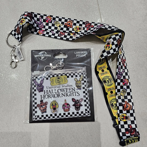 Universal Studios - Halloween Horror Night  FNAF Lanyard + Pouch