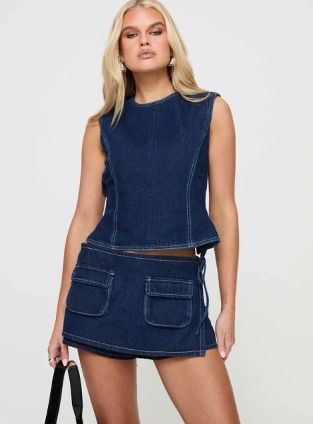 Gimmie Top Black | Princess Polly