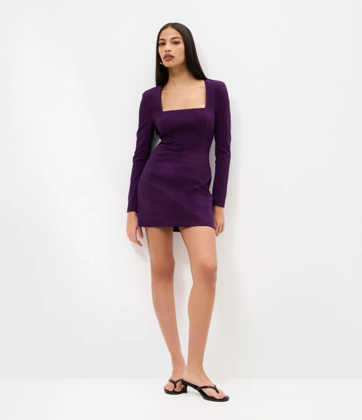 Vestido Curto Manga Longa em Bengaline com Ombreiras Azul Escuro