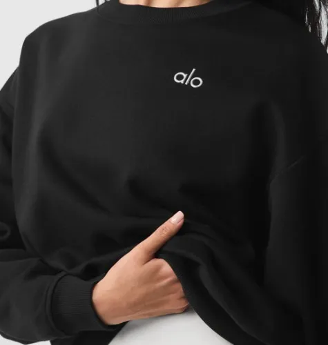 accolade crew neck pullover