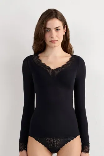Langarmshirt mit Spitze aus Modal und Kaschmir Ultralight