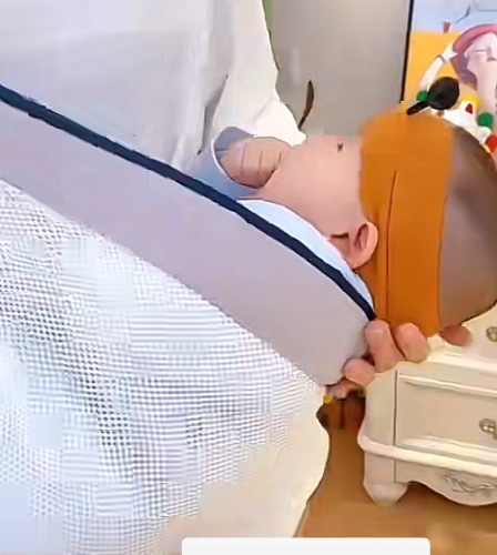 Baby side carrier 