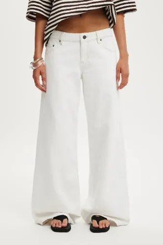 Low Rise Wide Jean
