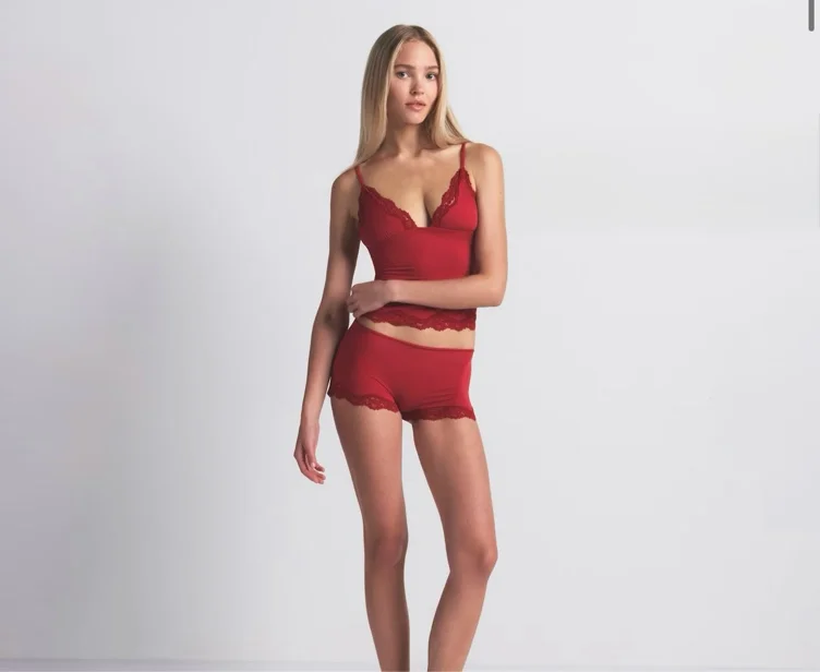 FITS EVERYBODY LACE TRIANGLE CAMI AND BOY SHORT SET | BRICK | XXS