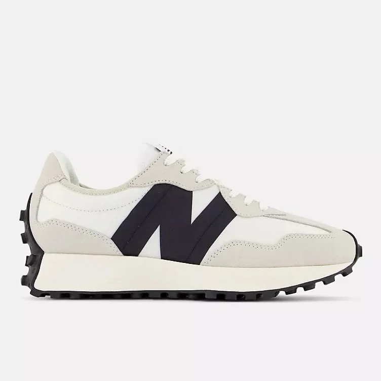 New Balance 327 Shoe