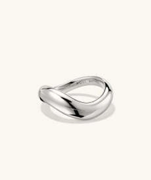 Figure Ring Silver