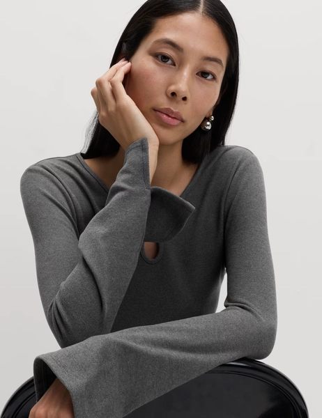 Keyhole Cosy Flute Sleeves Top