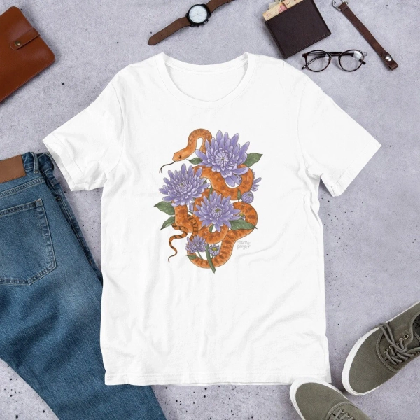Bull Snake and Chrysanthemum Reptile Short-Sleeve Unisex T-Shirt