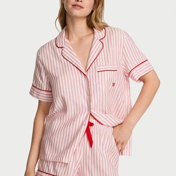 Women's Victoria's Secret Flannel Short Pajama Set