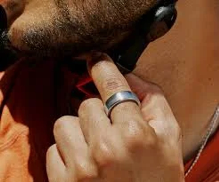 Oura Ring 4 - Silver