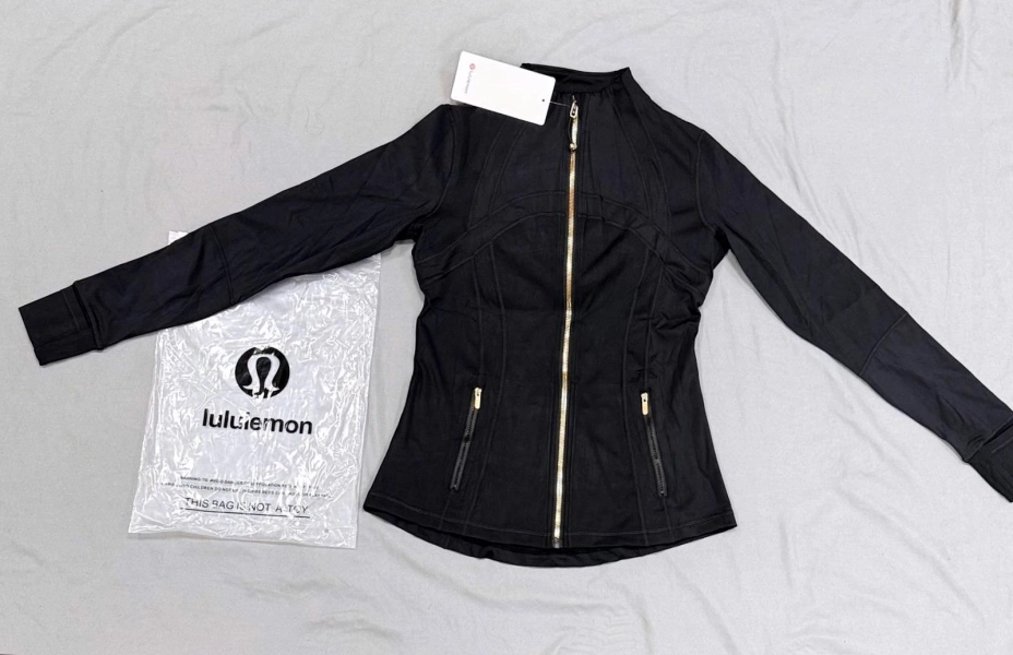Lululemon Define Jacket Luon Black Gold Zipper Size Large UK 8 – Slim Fit Activewear